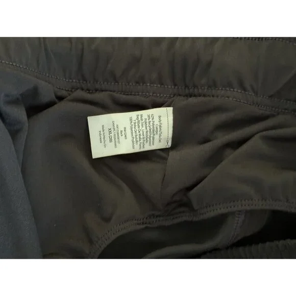 Athletic Works Women’s Plus Size Shorts XXL(20) Black  Elastic Waist with pocket - Picture 5 of 5